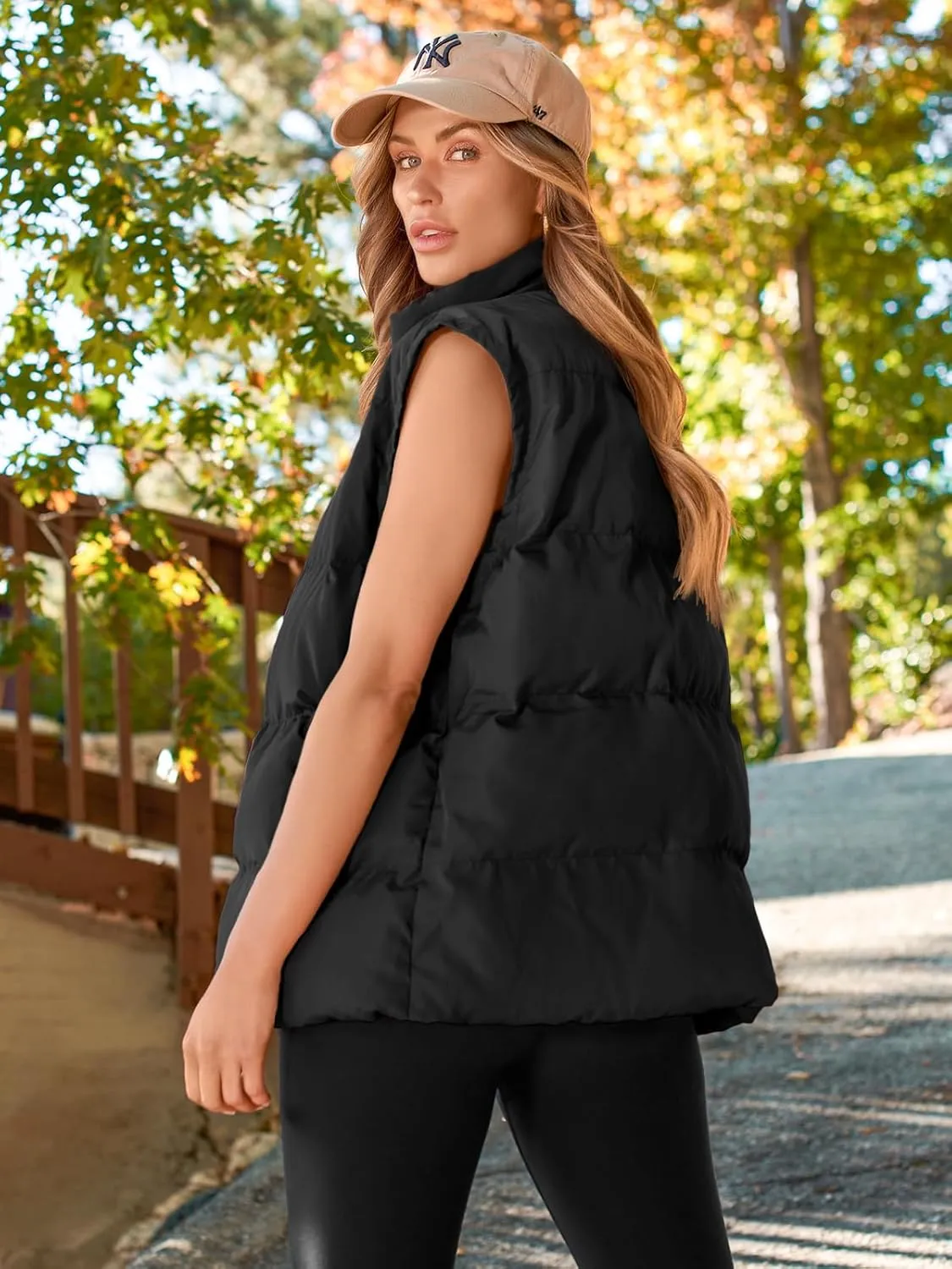 AUTOMET Puffer Vest Women Sleeveless Zip Up Outerwear Warm Puffer Lightweight Down with Pocket Fall Winter Jackets Coats 2025