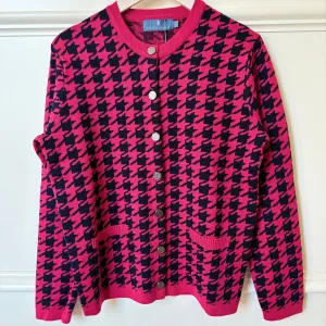 Castle Of Ireland Two Tone Buttoned Jacket | Pink / Crayola