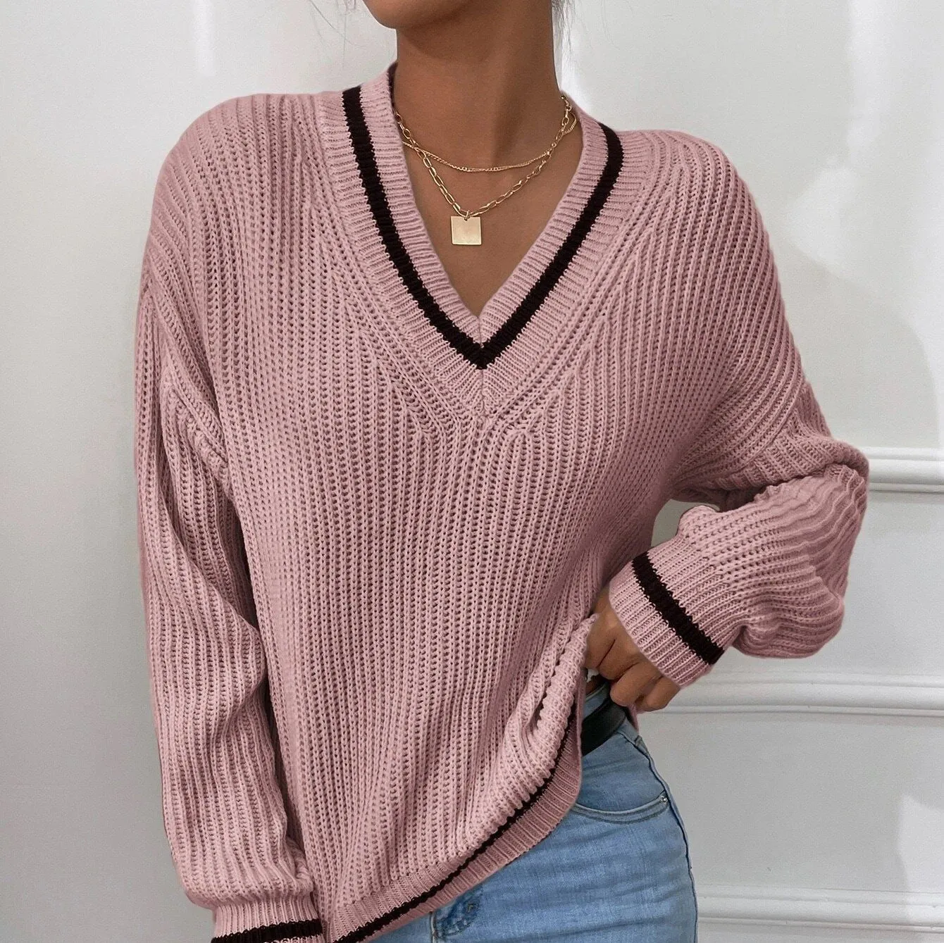 Cozy Winter Cable Knit V-Neck Preppy Sweater