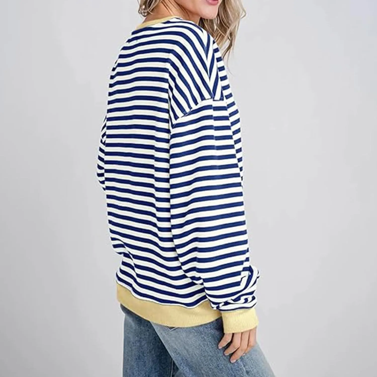 Women's Striped Long Sleeved Shirts Loose Casual Sweatshirts Round Neck Pullover Tops Blouses Fall Fashion Clothes